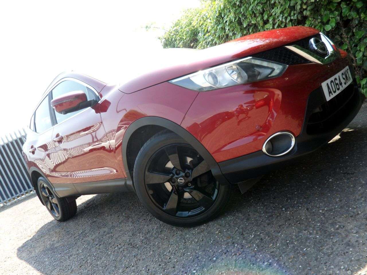 A 2014 NISSAN QASHQAI 1.2 DIG-T n-tec+ SUV 5dr Petrol Manual 2WD Euro 5 (s/s) (115 ps) Pan Roof S A 2014 NISSAN QASHQAI 1.2 DIG-T n-tec+ SUV 5dr Petrol Manual 2WD Euro 5 (s/s) (115 ps) Pan Roof S
