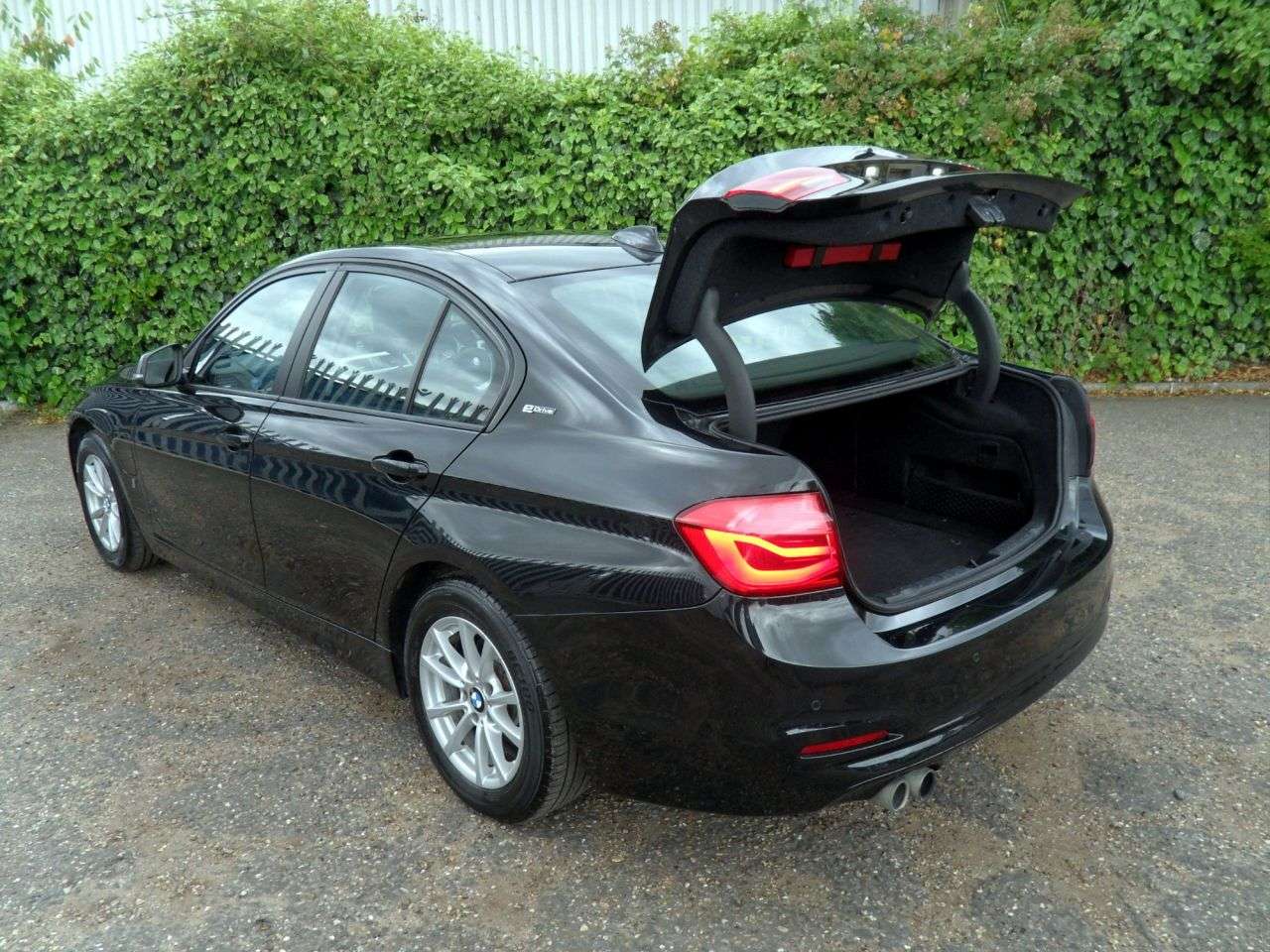 2017 BMW 3 SERIES 2017 BMW 3 SERIES