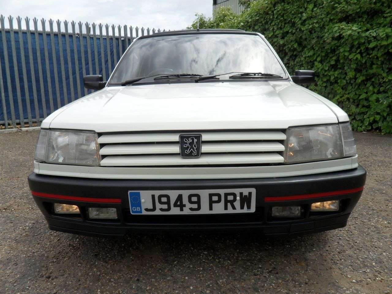 A 1991 PEUGEOT 309 Refurbished SpeedLines + New Tyres A 1991 PEUGEOT 309 Refurbished SpeedLines + New Tyres