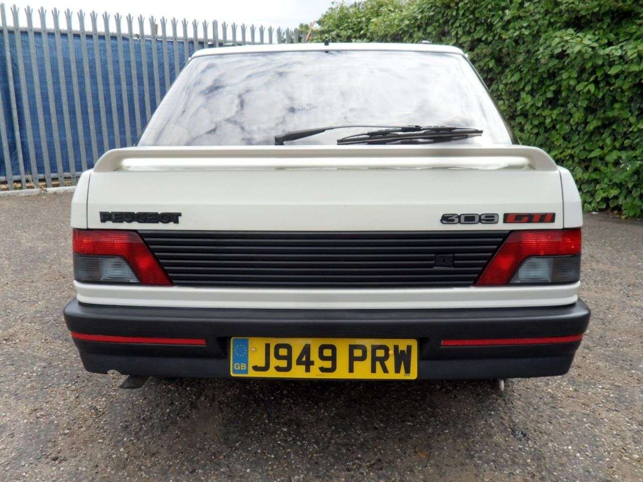 A 1991 PEUGEOT 309 Refurbished SpeedLines + New Tyres A 1991 PEUGEOT 309 Refurbished SpeedLines + New Tyres