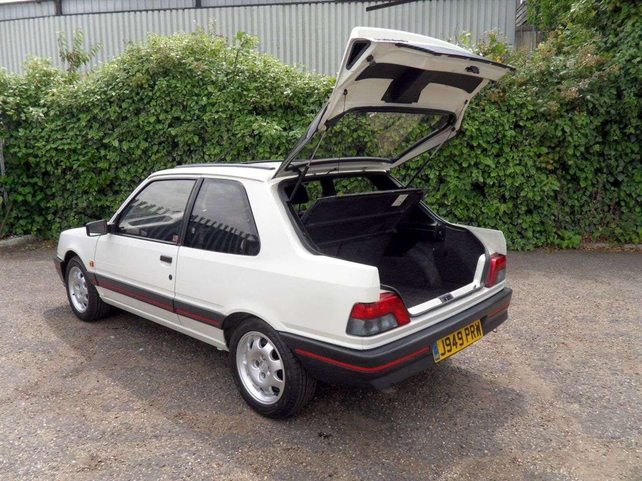 1991 PEUGEOT 309 1991 PEUGEOT 309