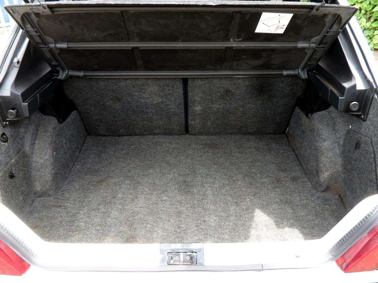 1991 PEUGEOT 309 1991 PEUGEOT 309