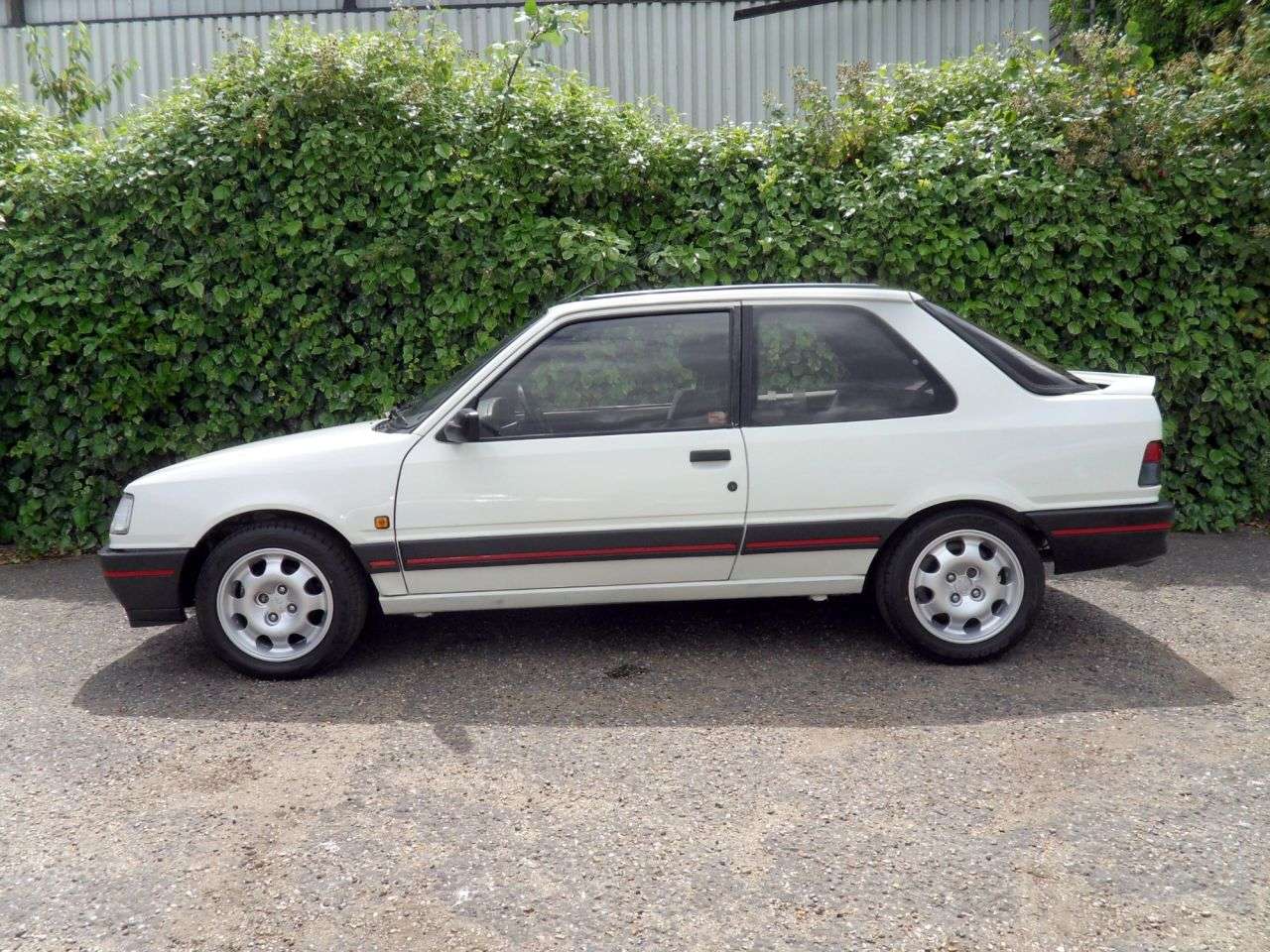 1991 PEUGEOT 309 1991 PEUGEOT 309