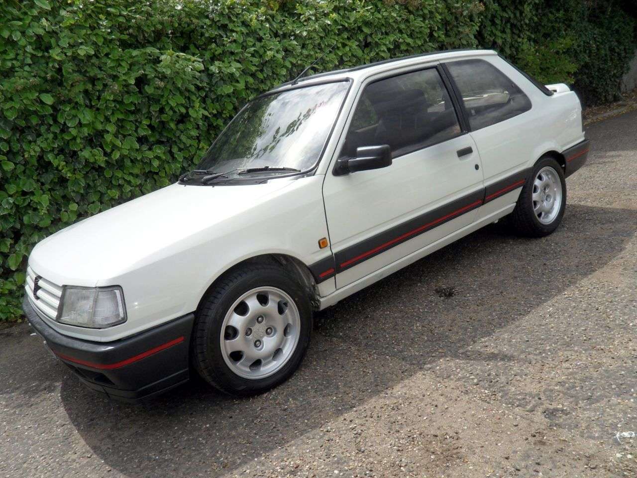 1991 PEUGEOT 309 1991 PEUGEOT 309