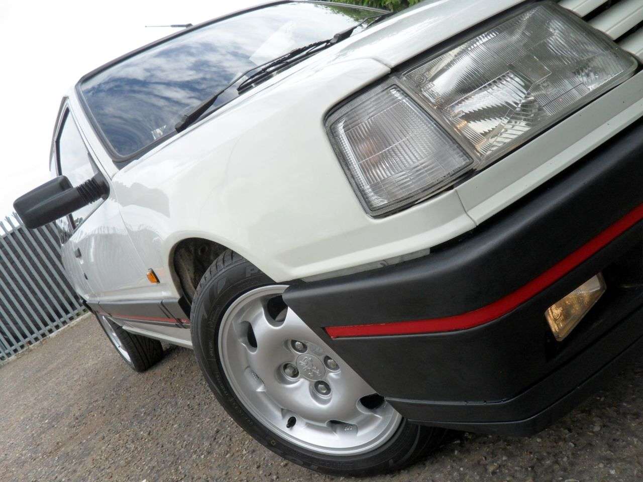 1991 PEUGEOT 309 1991 PEUGEOT 309