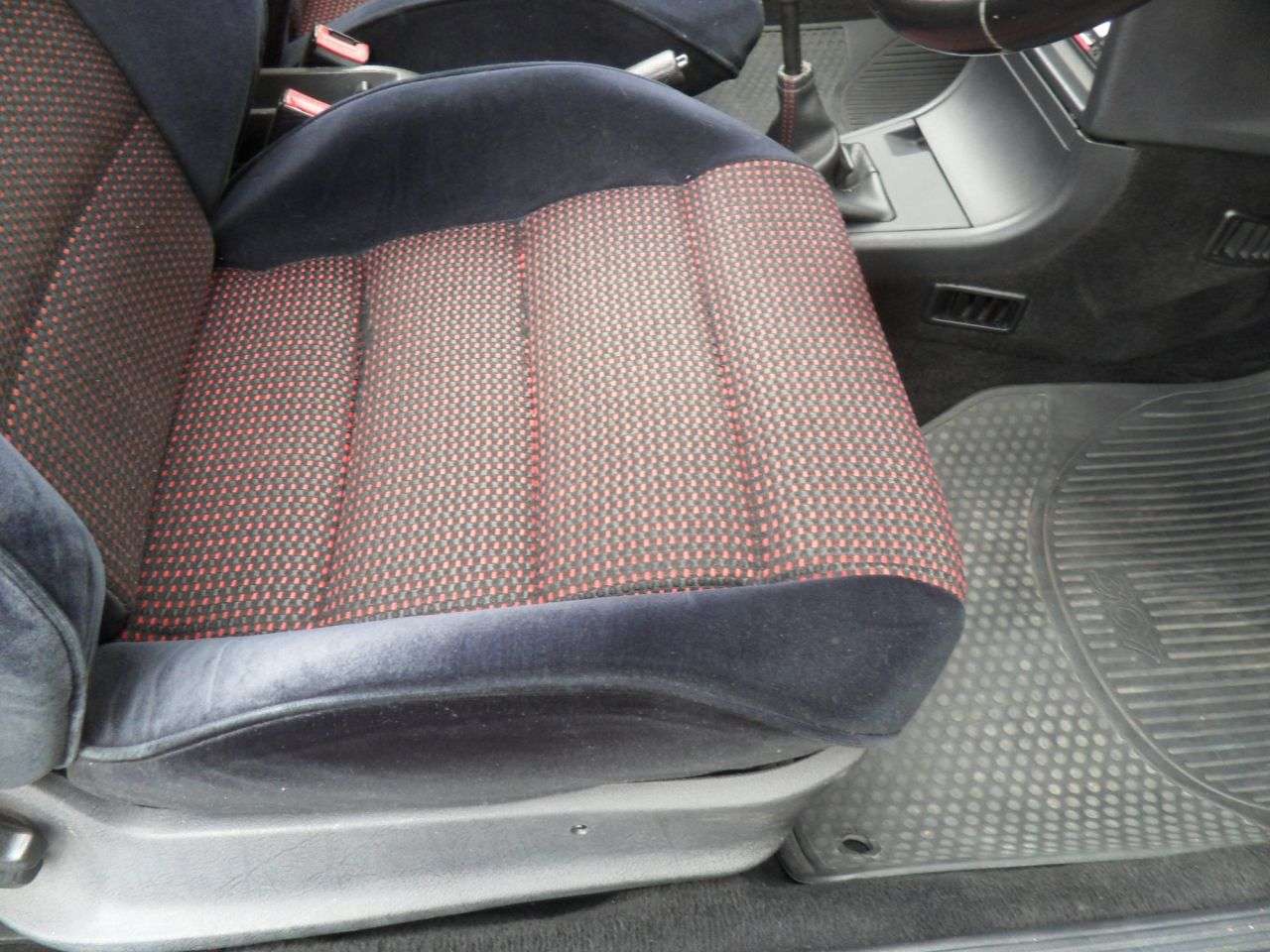 1991 PEUGEOT 309 1991 PEUGEOT 309