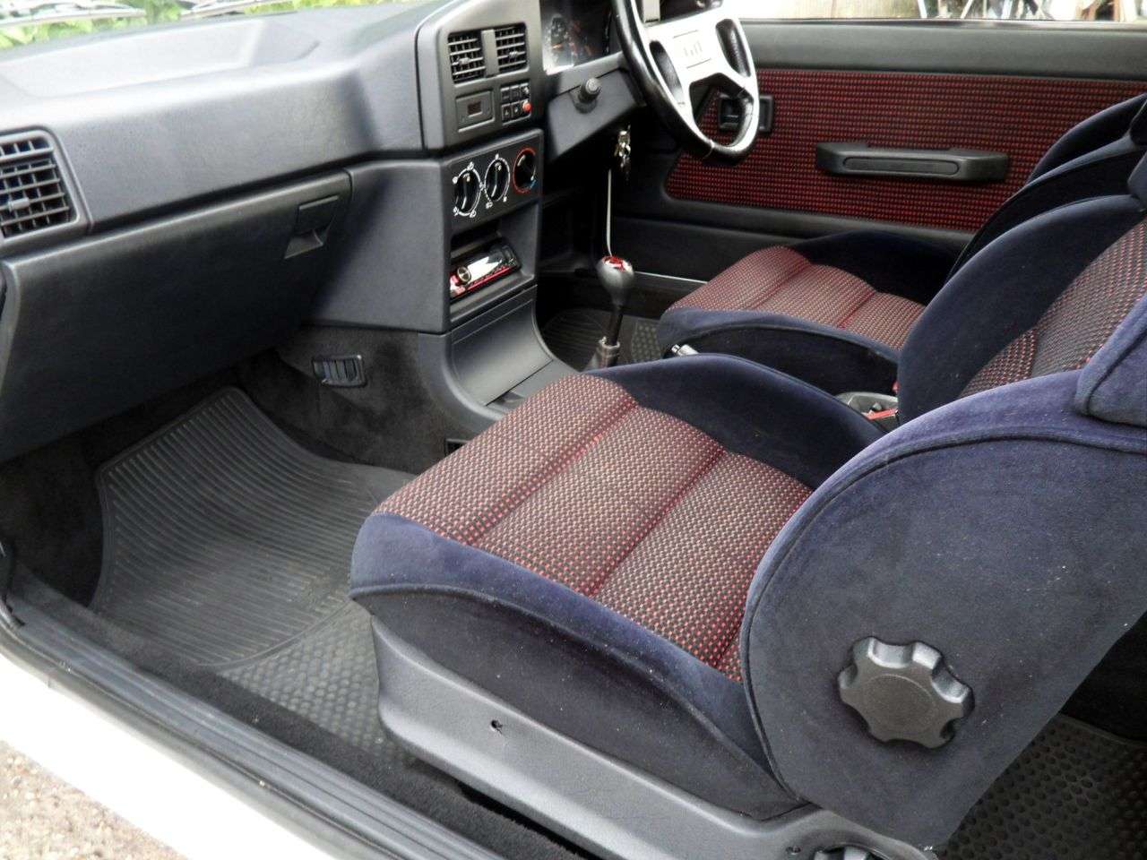 1991 PEUGEOT 309 1991 PEUGEOT 309