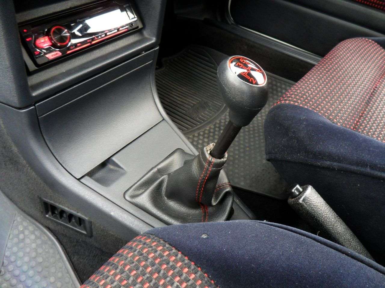 1991 PEUGEOT 309 1991 PEUGEOT 309