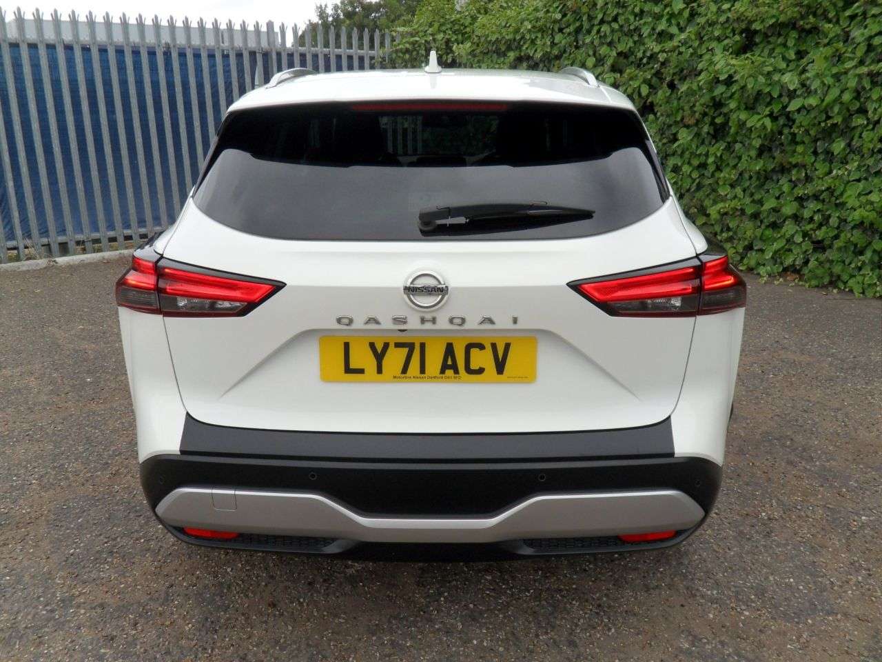 A 2021 NISSAN QASHQAI 1.3 DIG-T MHEV Tekna+ SUV 5dr Petrol Hybrid XTRON Euro 6 (s/s) (158 ps) Ser A 2021 NISSAN QASHQAI 1.3 DIG-T MHEV Tekna+ SUV 5dr Petrol Hybrid XTRON Euro 6 (s/s) (158 ps) Ser