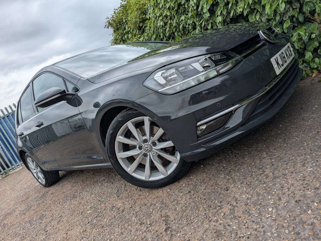 A 2018 VOLKSWAGEN GOLF 1.5 TSI EVO GT Hatchback 5dr Petrol DSG Euro 6 (s/s) (150 ps) Reverse Camer A 2018 VOLKSWAGEN GOLF 1.5 TSI EVO GT Hatchback 5dr Petrol DSG Euro 6 (s/s) (150 ps) Reverse Camer