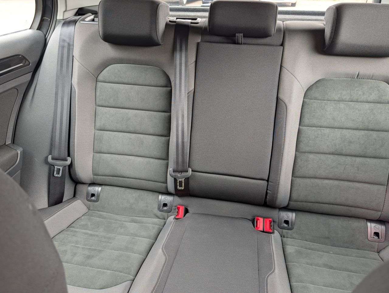 2018 VOLKSWAGEN GOLF 2018 VOLKSWAGEN GOLF