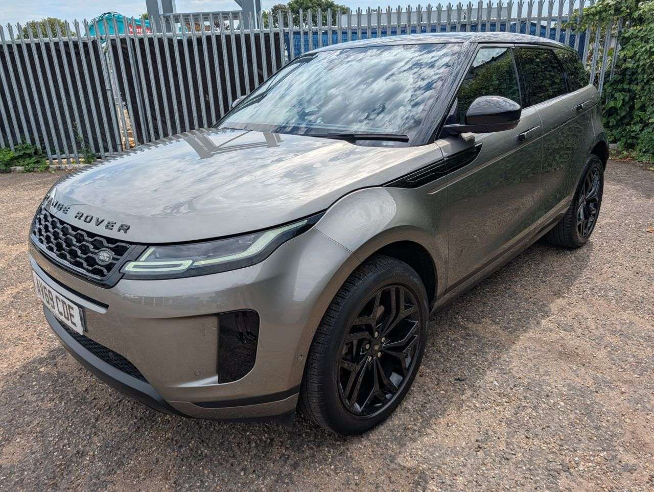 2019 LAND ROVER RANGE ROVER EVOQUE 2019 LAND ROVER RANGE ROVER EVOQUE