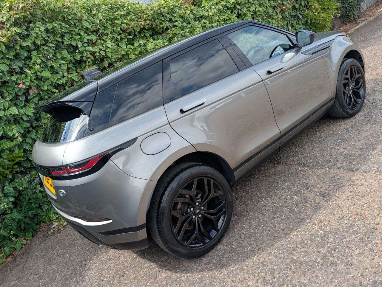 2019 LAND ROVER RANGE ROVER EVOQUE 2019 LAND ROVER RANGE ROVER EVOQUE