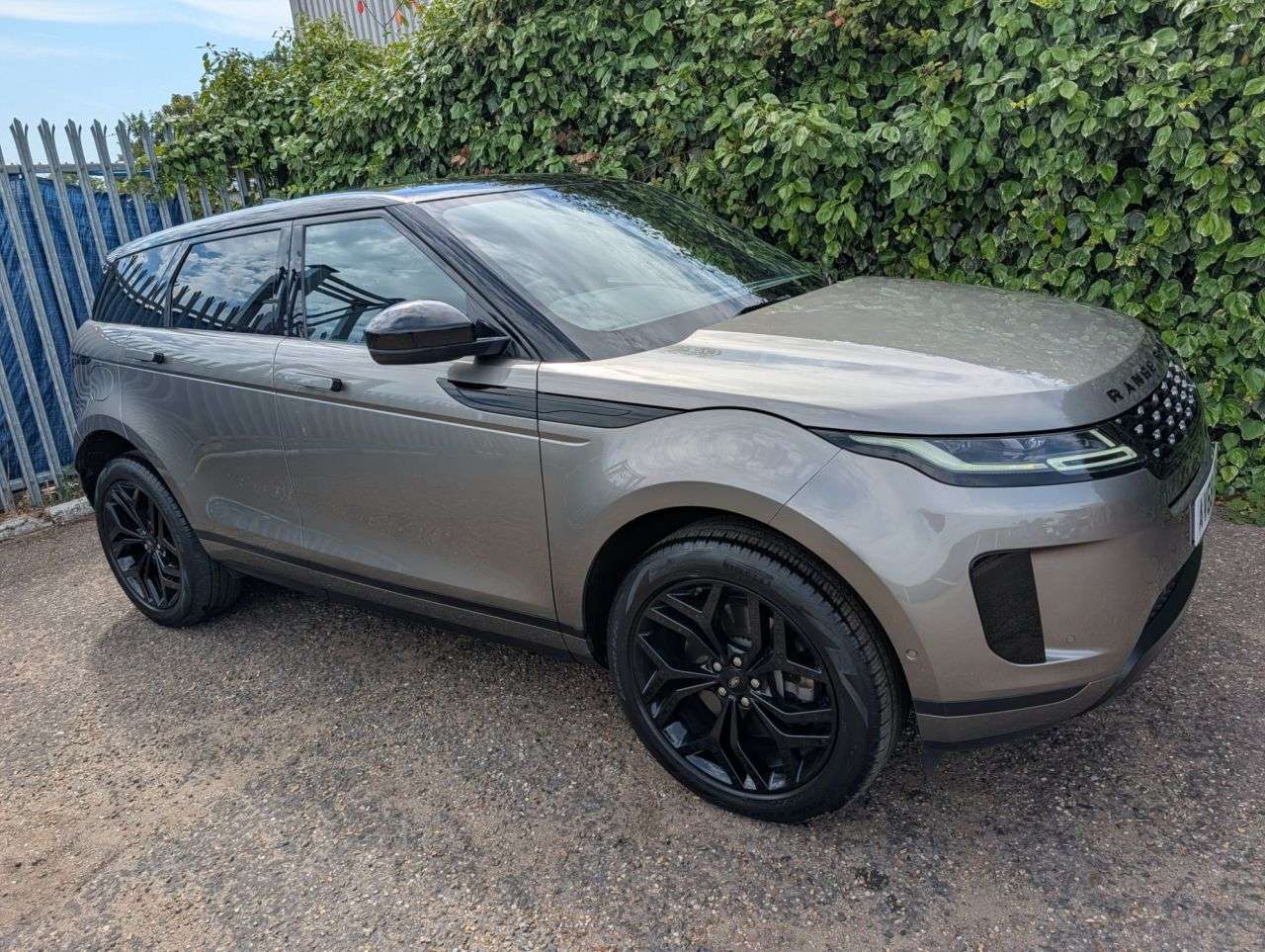 2019 LAND ROVER RANGE ROVER EVOQUE 2019 LAND ROVER RANGE ROVER EVOQUE