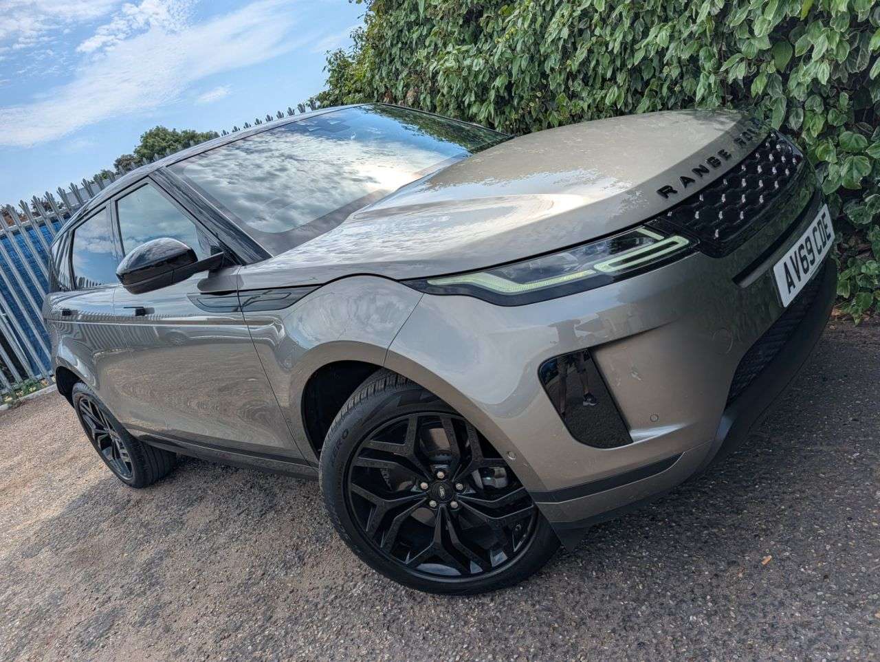 2019 LAND ROVER RANGE ROVER EVOQUE 2019 LAND ROVER RANGE ROVER EVOQUE