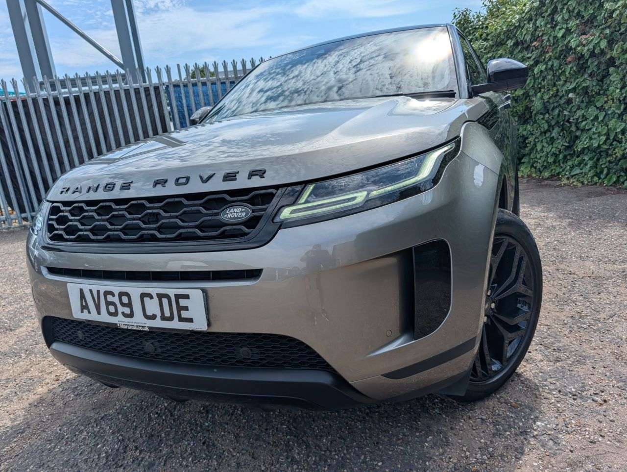 2019 LAND ROVER RANGE ROVER EVOQUE 2019 LAND ROVER RANGE ROVER EVOQUE
