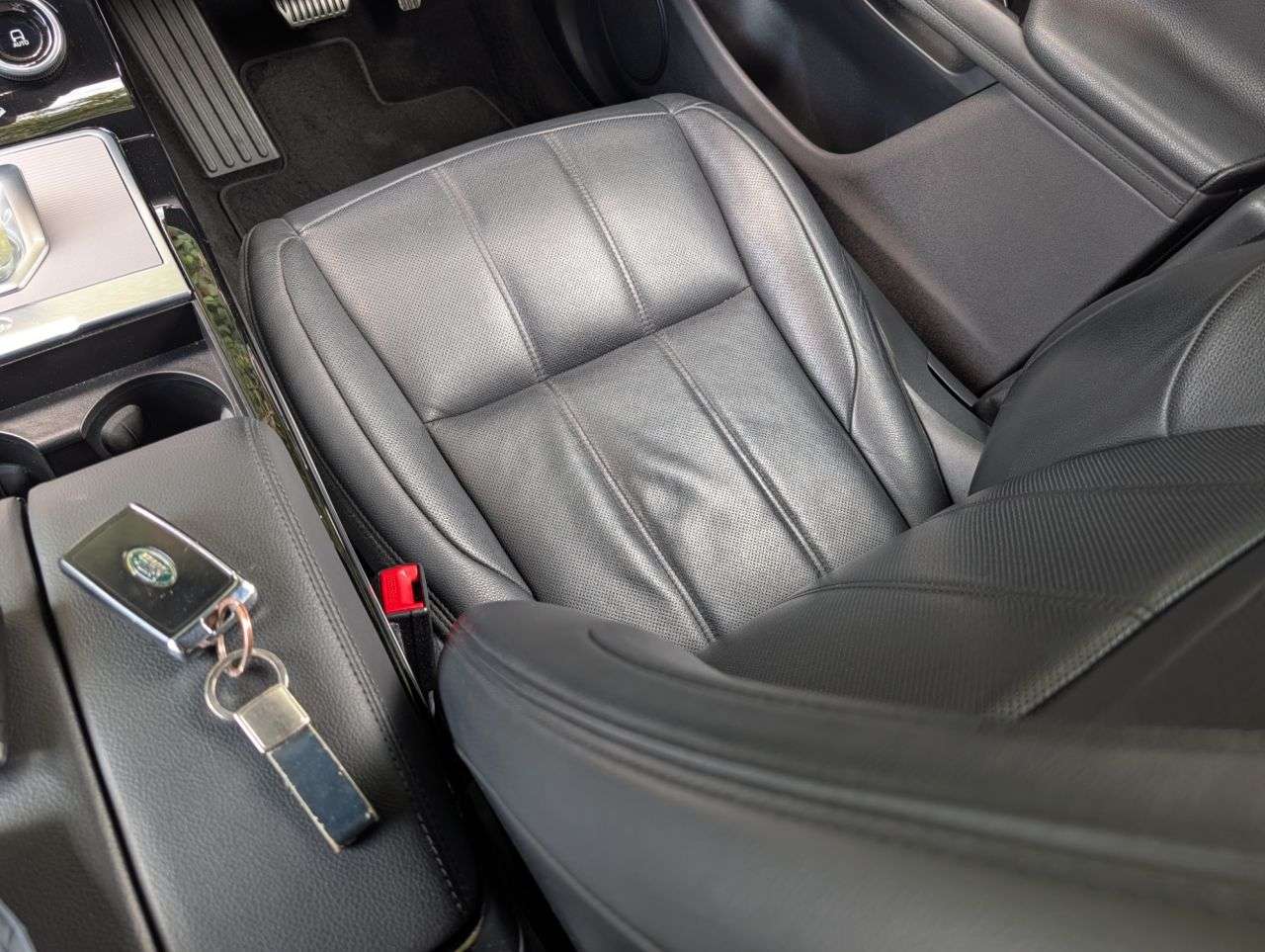 2019 LAND ROVER RANGE ROVER EVOQUE 2019 LAND ROVER RANGE ROVER EVOQUE