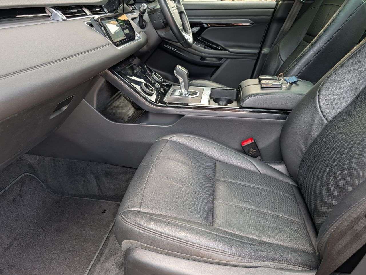 2019 LAND ROVER RANGE ROVER EVOQUE 2019 LAND ROVER RANGE ROVER EVOQUE