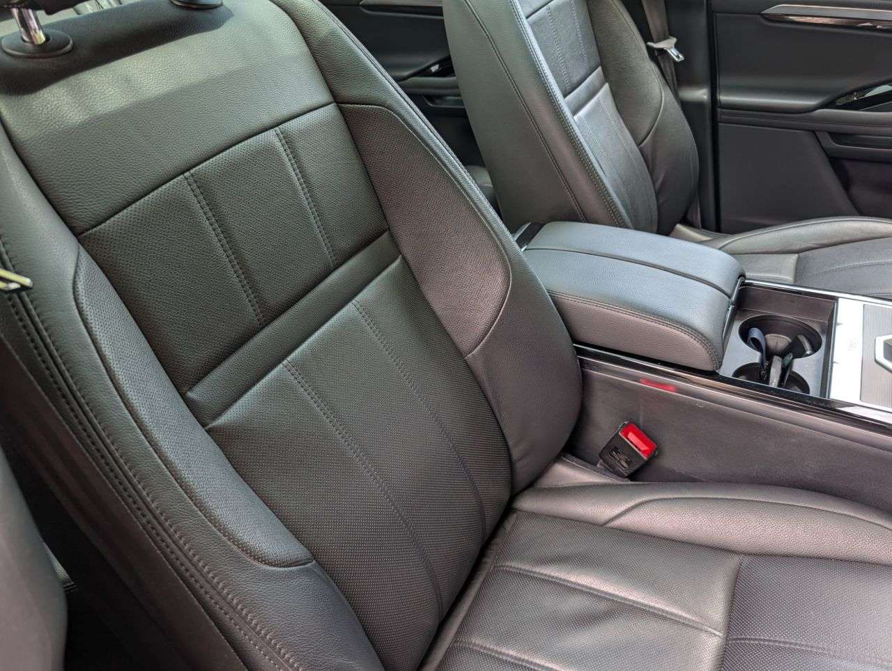 2019 LAND ROVER RANGE ROVER EVOQUE 2019 LAND ROVER RANGE ROVER EVOQUE