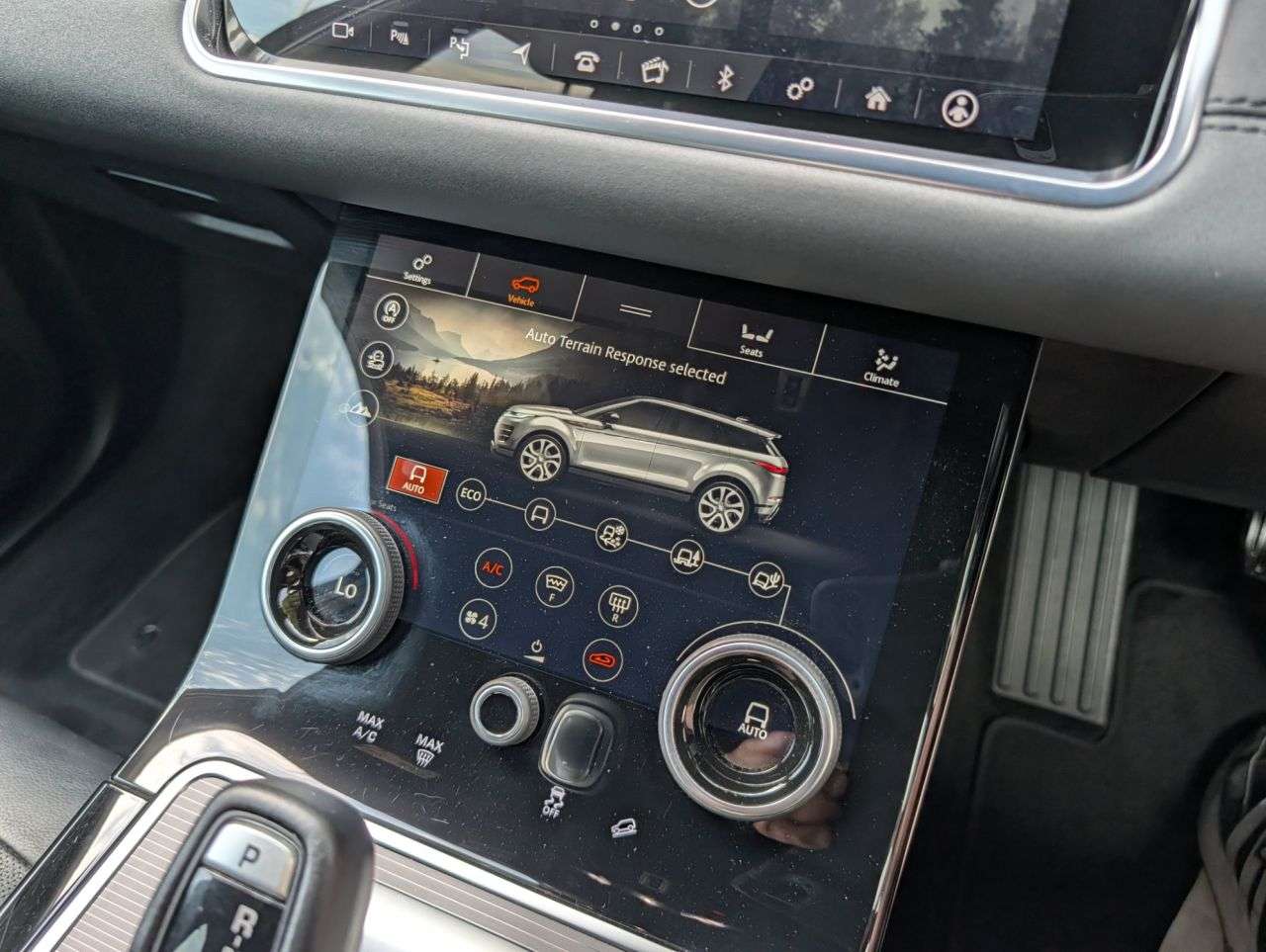 2019 LAND ROVER RANGE ROVER EVOQUE 2019 LAND ROVER RANGE ROVER EVOQUE