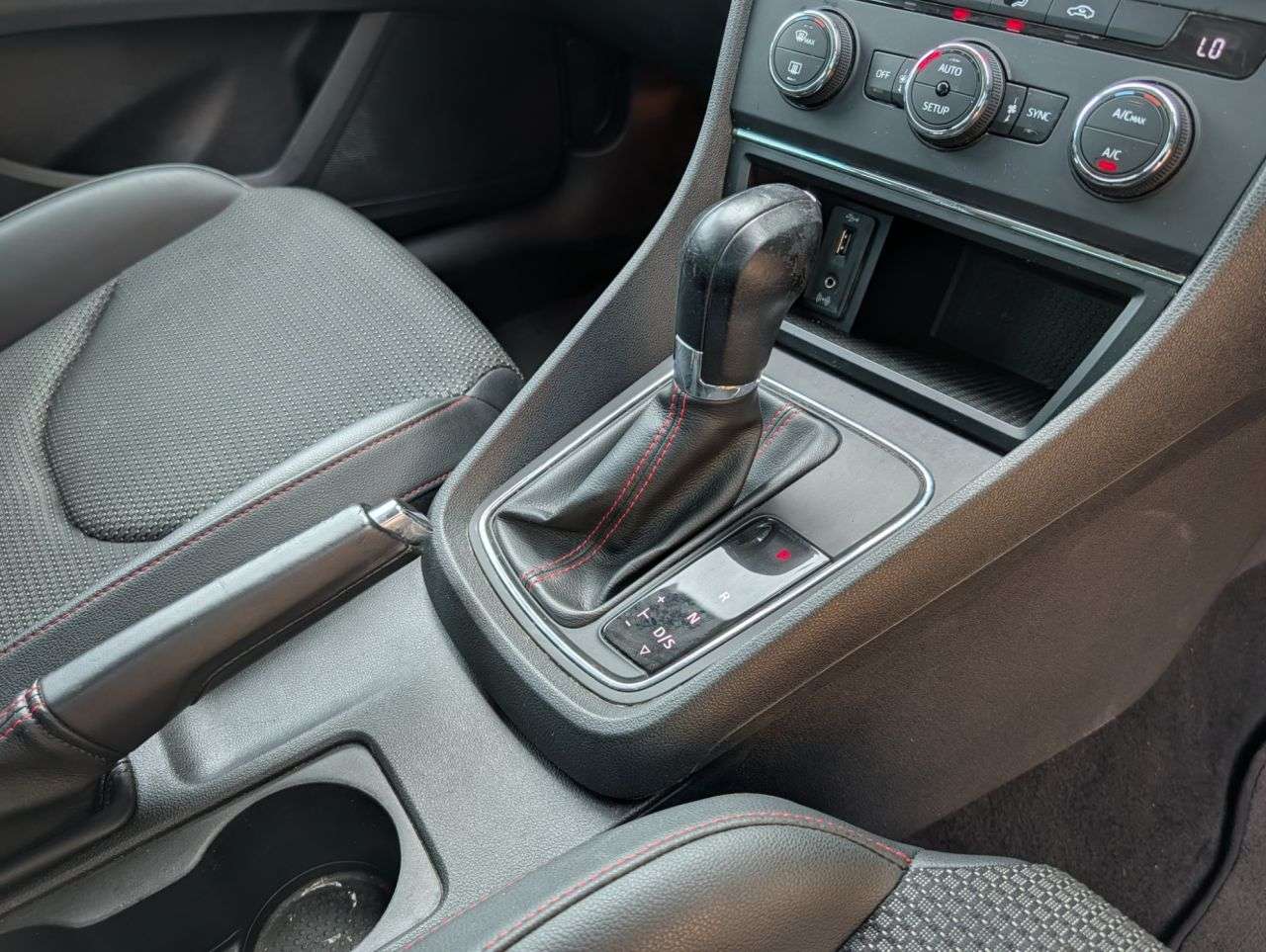 2016 SEAT LEON 2016 SEAT LEON