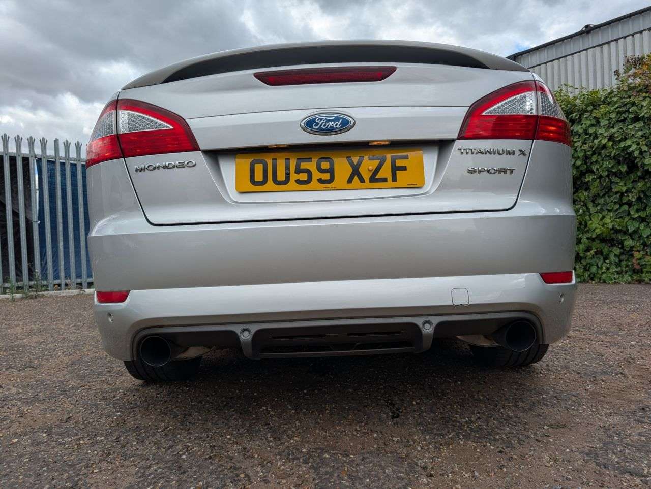 A 2009 FORD MONDEO 2.5 Titanium X Sport Hatchback 5dr Petrol Manual (222 g/km, 217 bhp) Servic A 2009 FORD MONDEO 2.5 Titanium X Sport Hatchback 5dr Petrol Manual (222 g/km, 217 bhp) Servic