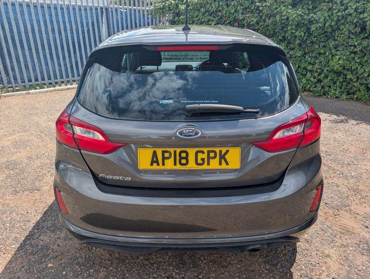 A 2018 FORD FIESTA 1.0T EcoBoost ST-Line Hatchback 3dr Petrol Auto Euro 6 (s/s) (100 ps) 2Owne A 2018 FORD FIESTA 1.0T EcoBoost ST-Line Hatchback 3dr Petrol Auto Euro 6 (s/s) (100 ps) 2Owne