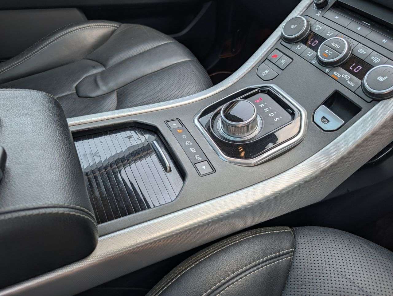 2015 LAND ROVER RANGE ROVER EVOQUE 2015 LAND ROVER RANGE ROVER EVOQUE