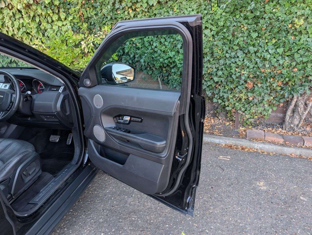2015 LAND ROVER RANGE ROVER EVOQUE 2015 LAND ROVER RANGE ROVER EVOQUE