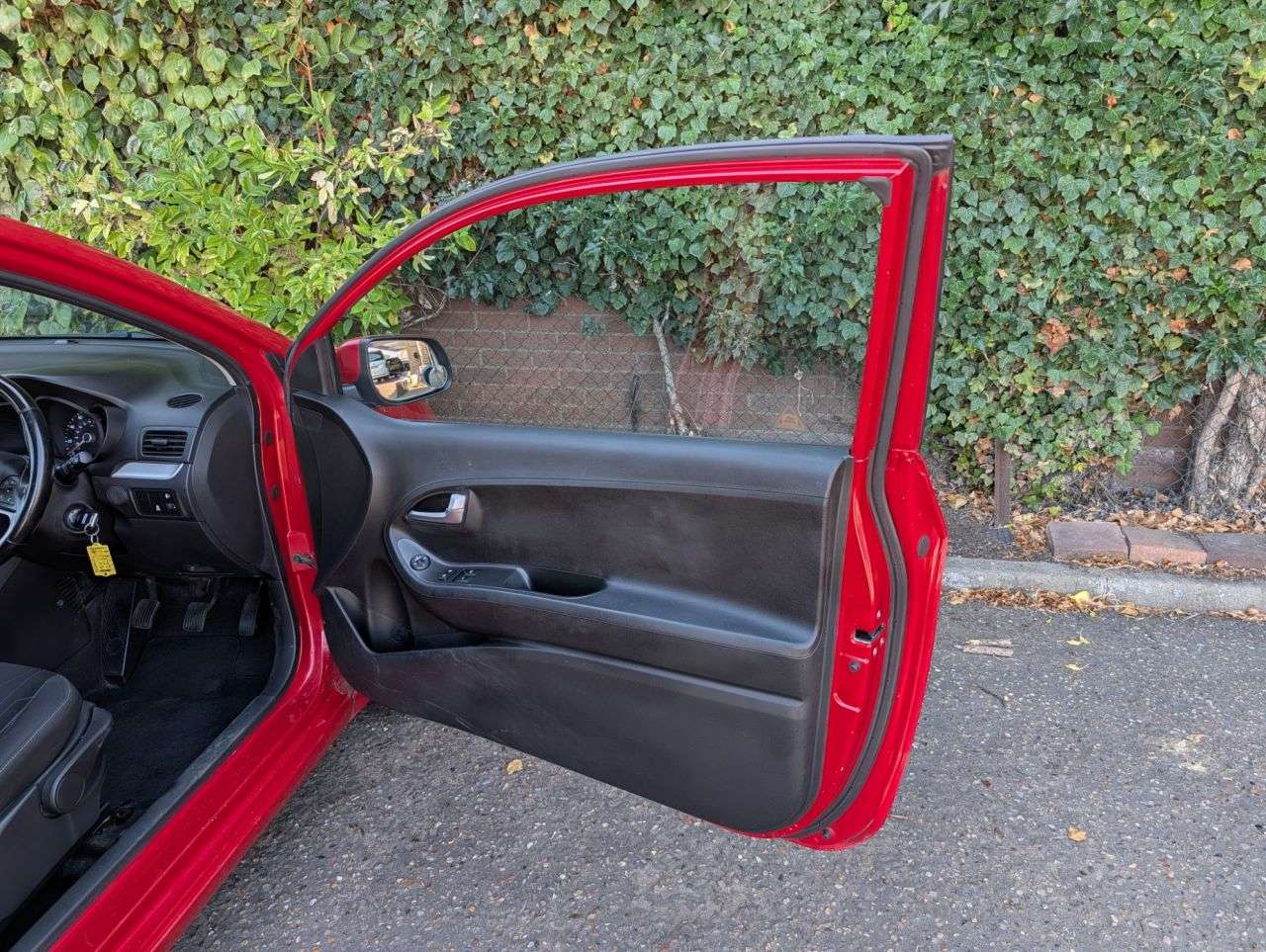 2014 KIA PICANTO 2014 KIA PICANTO