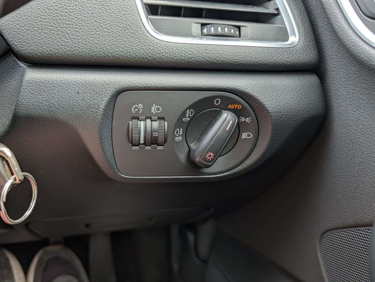 2014 AUDI Q3 2014 AUDI Q3