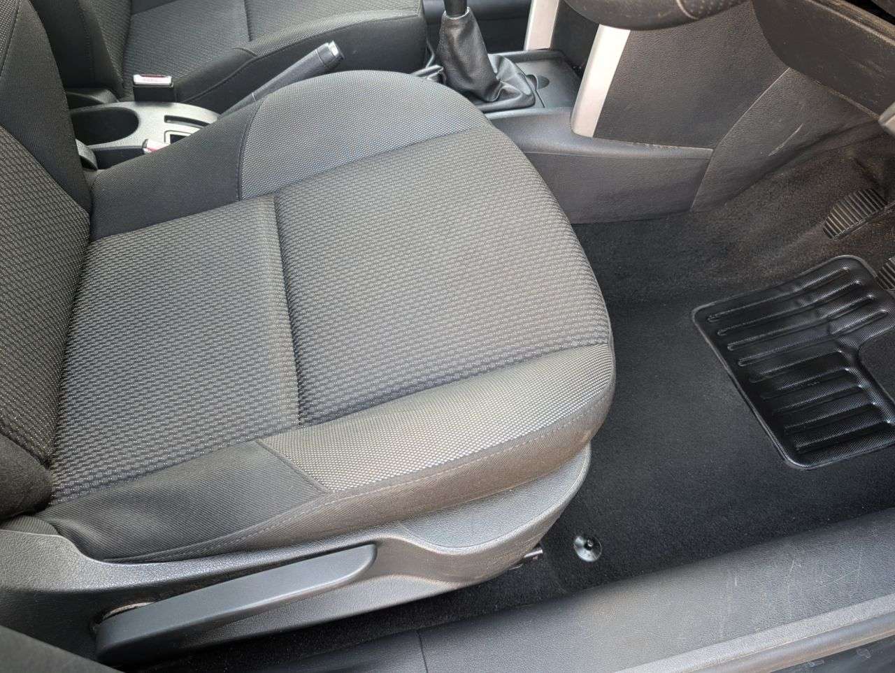 2012 PEUGEOT 207 SW 2012 PEUGEOT 207 SW