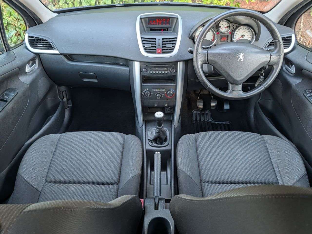 2012 PEUGEOT 207 SW 2012 PEUGEOT 207 SW