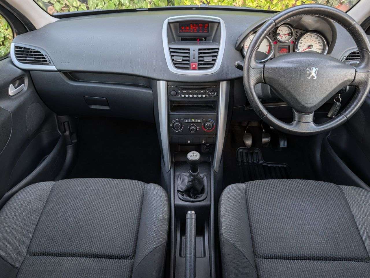 2012 PEUGEOT 207 SW 2012 PEUGEOT 207 SW