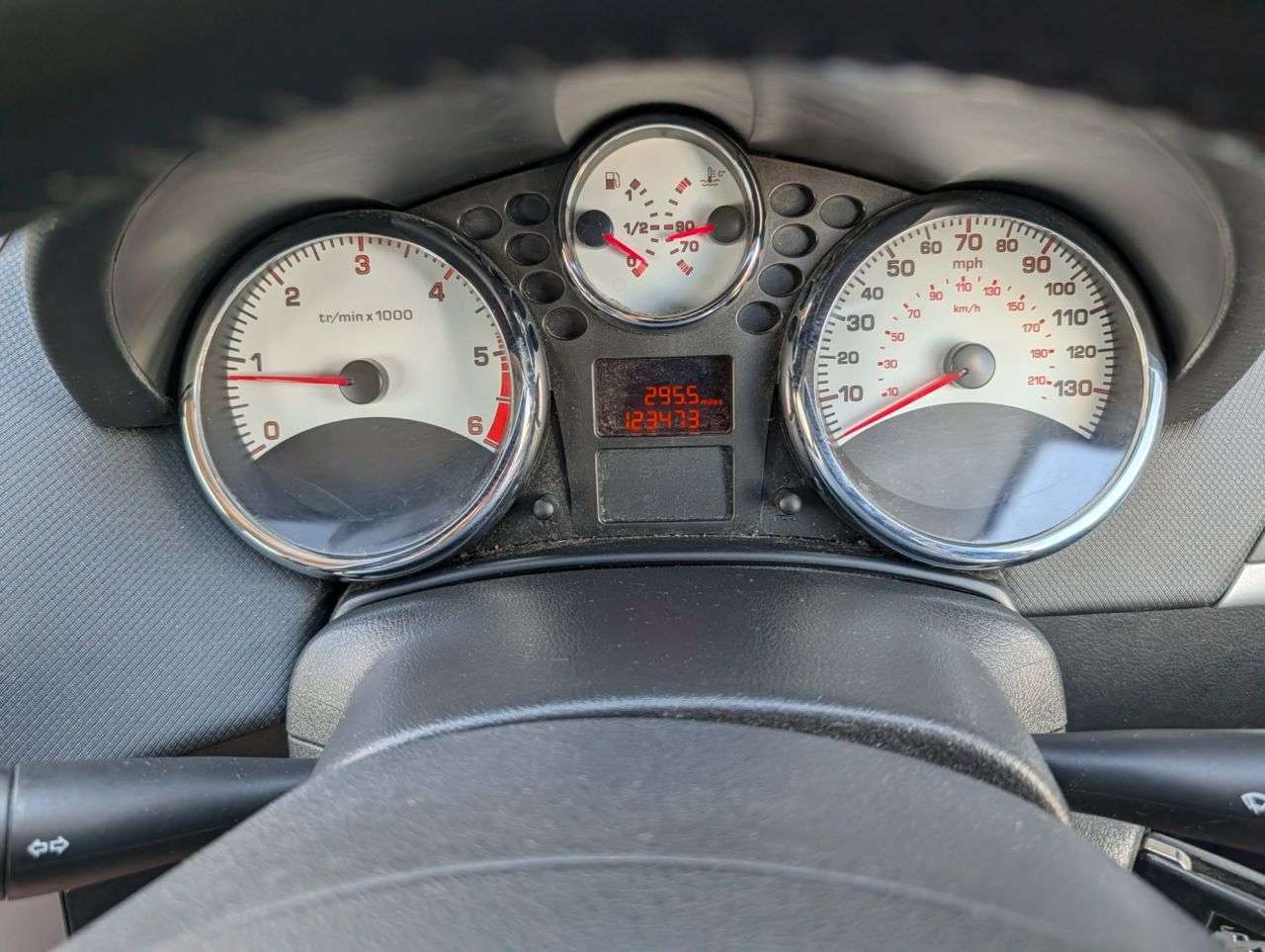 2012 PEUGEOT 207 SW 2012 PEUGEOT 207 SW