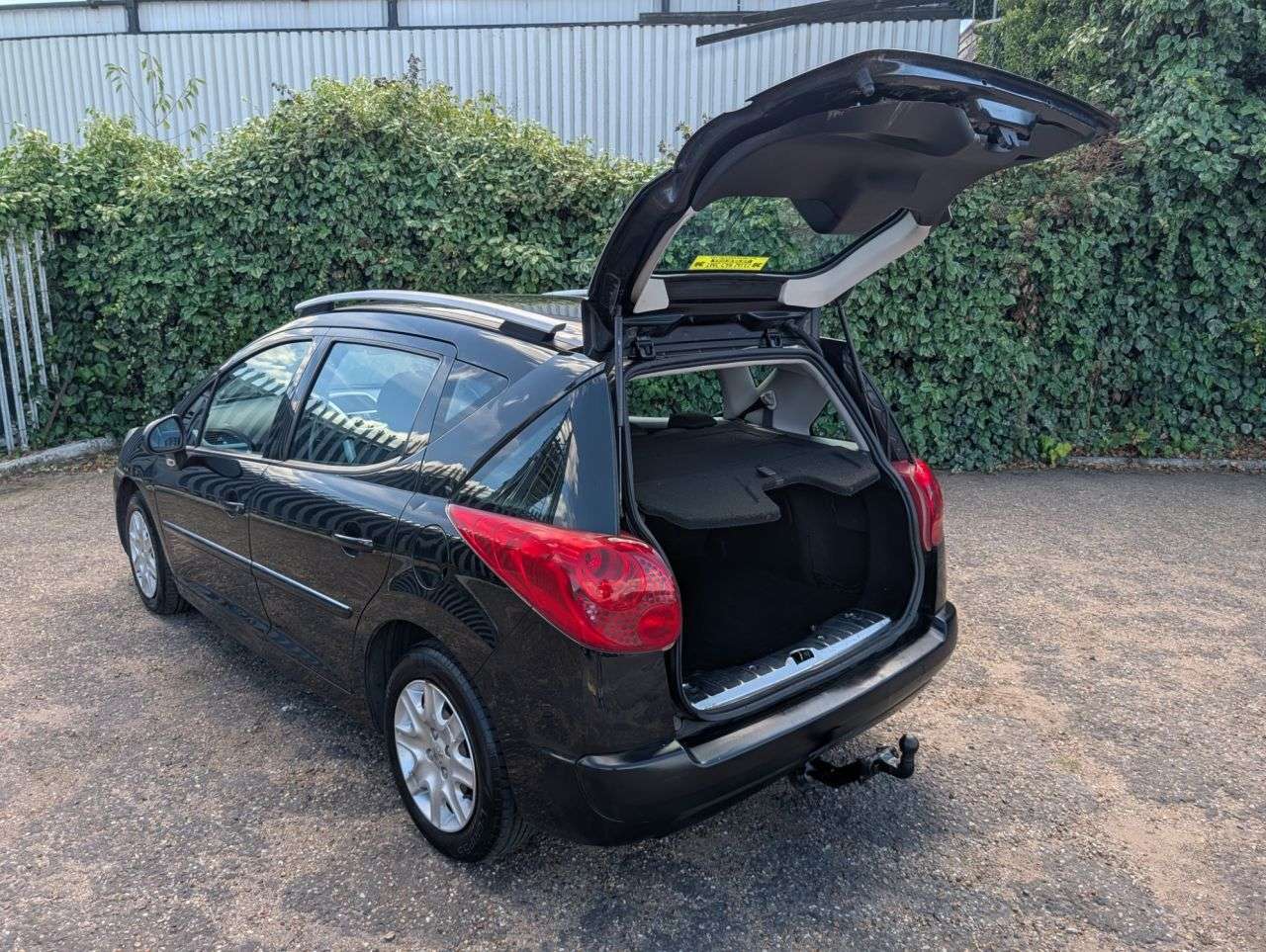 2012 PEUGEOT 207 SW 2012 PEUGEOT 207 SW