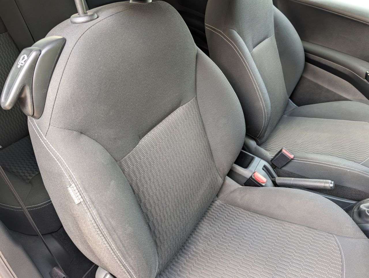 2017 PEUGEOT 208 2017 PEUGEOT 208