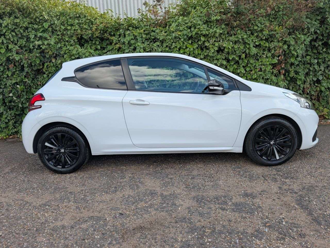 A 2017 PEUGEOT 208 1.2 PureTech Black Edition Hatchback 3dr Petrol Manual Euro 6 (82 ps) Lady A 2017 PEUGEOT 208 1.2 PureTech Black Edition Hatchback 3dr Petrol Manual Euro 6 (82 ps) Lady