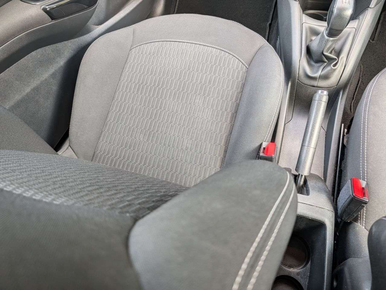 2017 PEUGEOT 208 2017 PEUGEOT 208