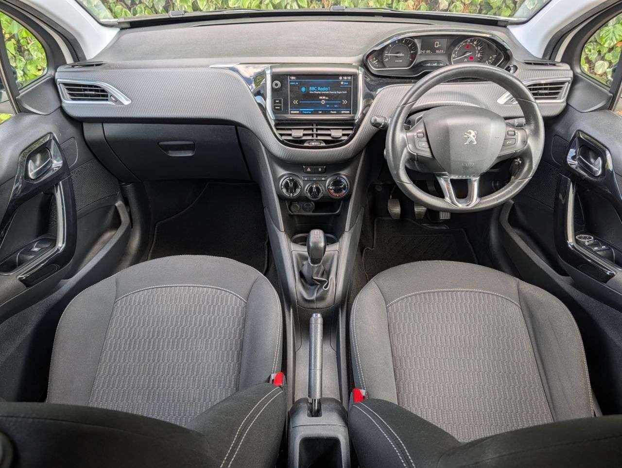 2017 PEUGEOT 208 2017 PEUGEOT 208