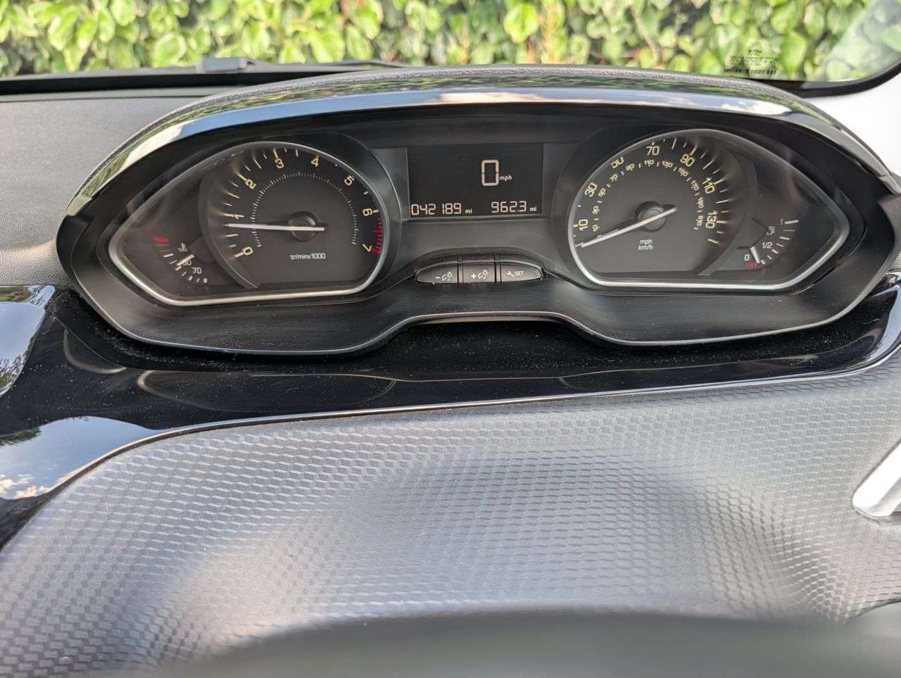 2017 PEUGEOT 208 2017 PEUGEOT 208