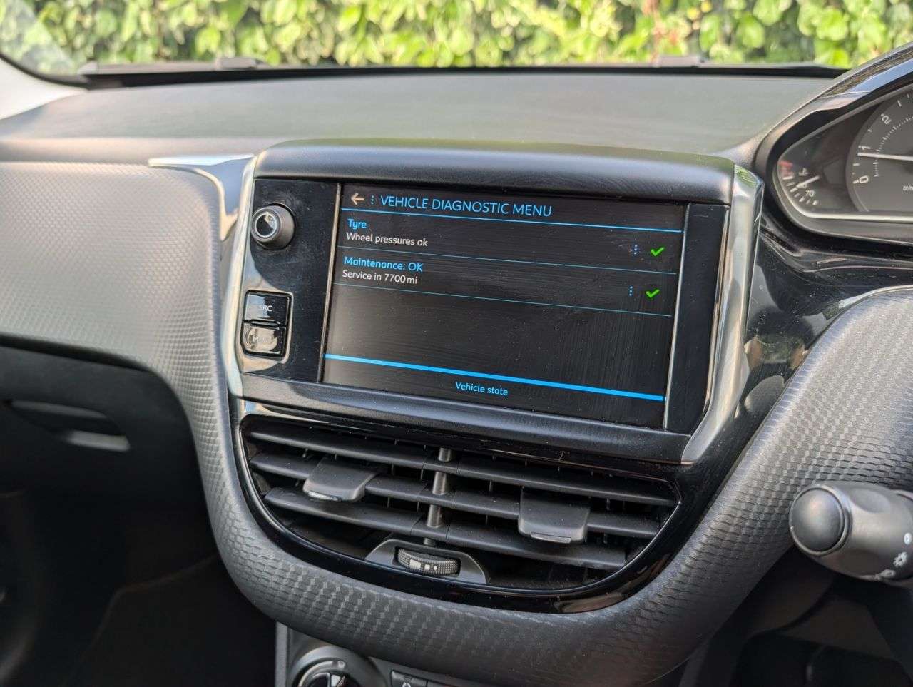 2017 PEUGEOT 208 2017 PEUGEOT 208