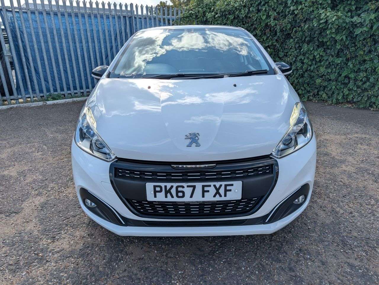 A 2017 PEUGEOT 208 1.2 PureTech Black Edition Hatchback 3dr Petrol Manual Euro 6 (82 ps) Lady A 2017 PEUGEOT 208 1.2 PureTech Black Edition Hatchback 3dr Petrol Manual Euro 6 (82 ps) Lady