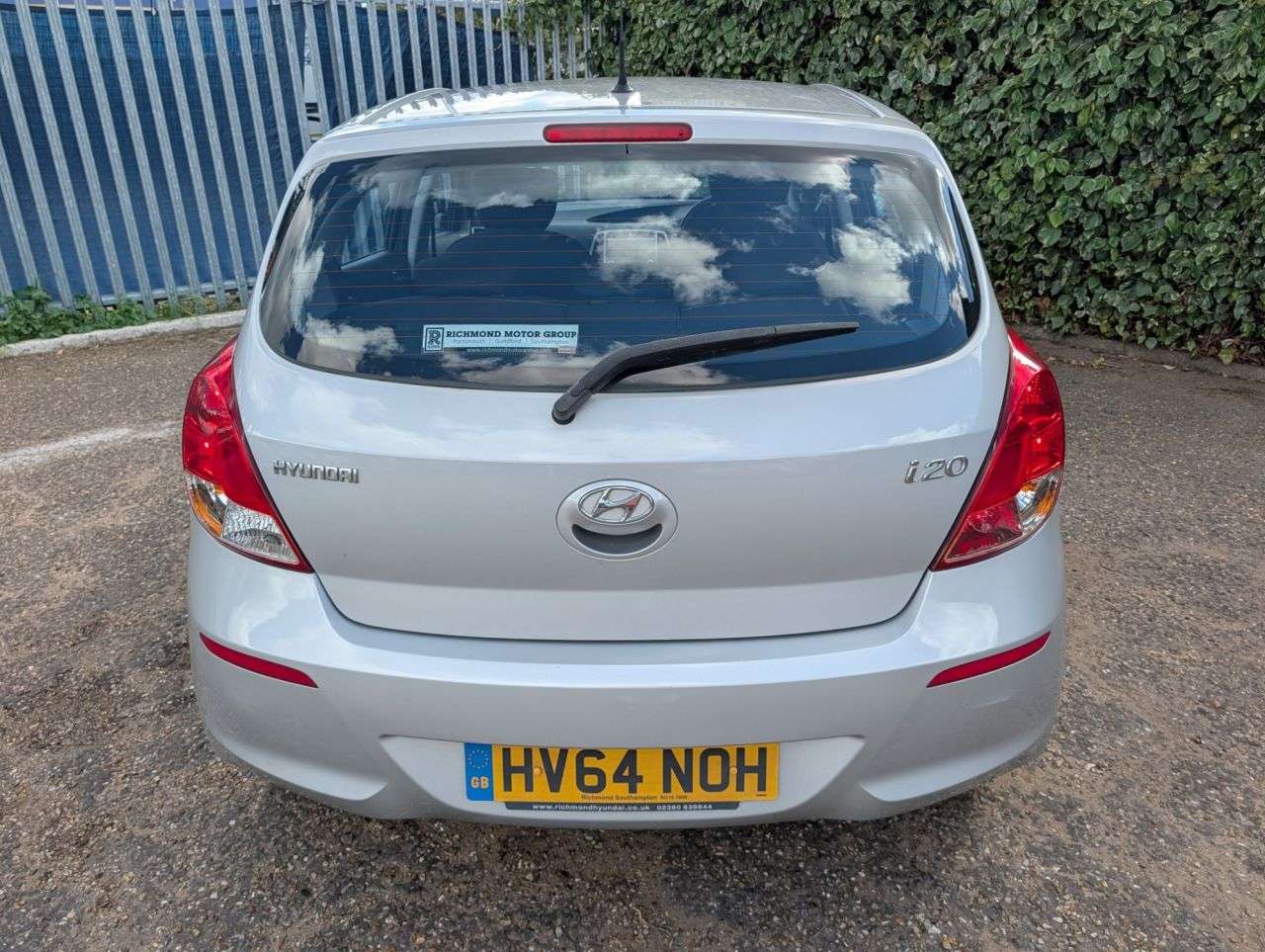 A 2014 HYUNDAI I20 1.2 Active Hatchback 5dr Petrol Manual Euro 5 (85 bhp) Ideal 1st Car Ultra A 2014 HYUNDAI I20 1.2 Active Hatchback 5dr Petrol Manual Euro 5 (85 bhp) Ideal 1st Car Ultra