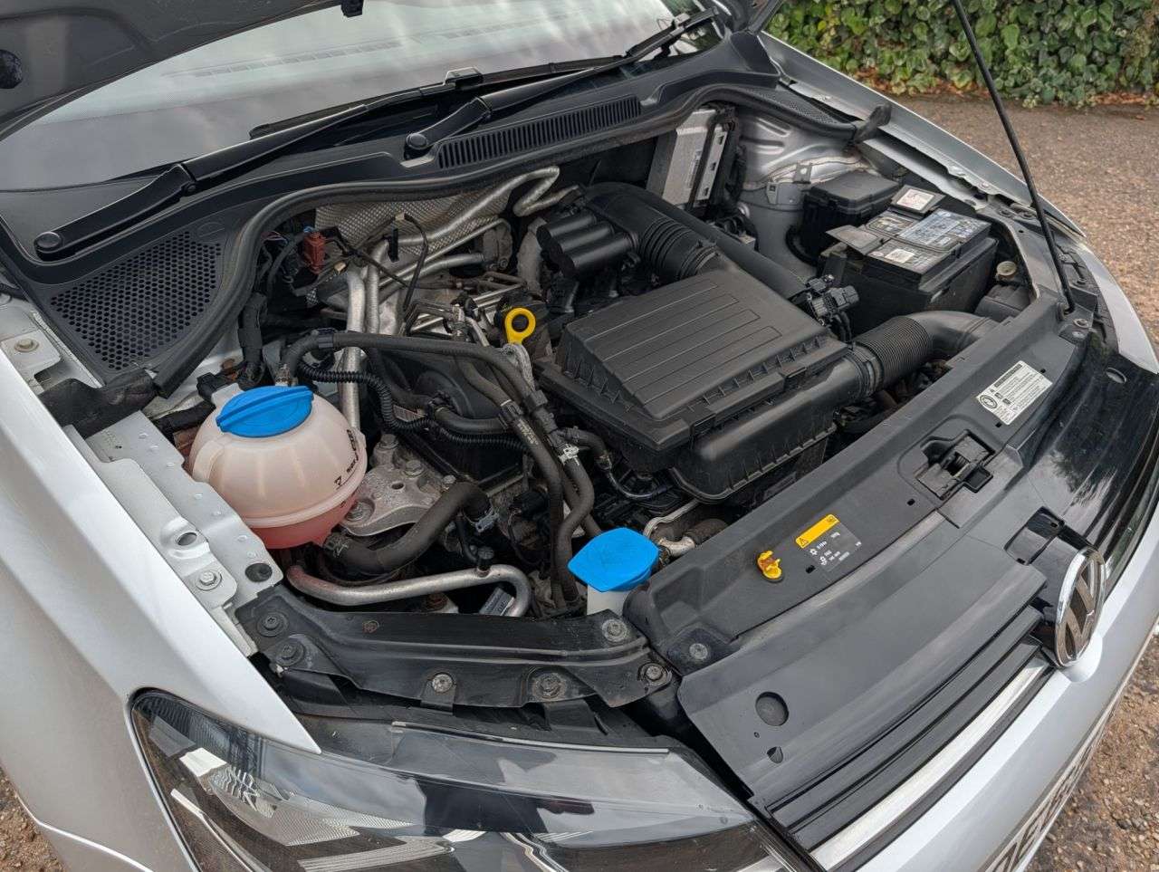2015 VOLKSWAGEN POLO 2015 VOLKSWAGEN POLO