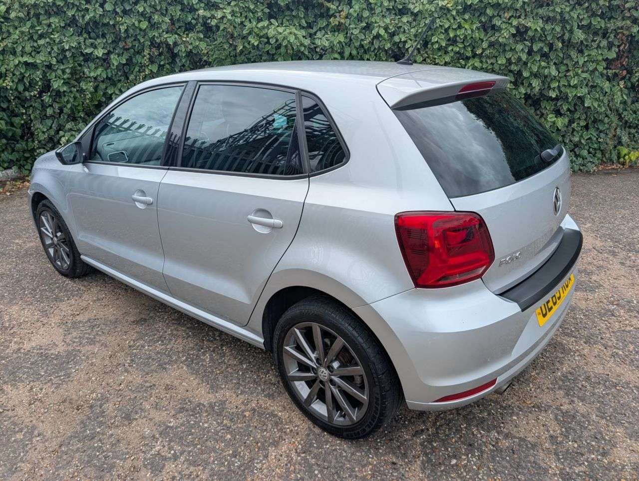 2015 VOLKSWAGEN POLO 2015 VOLKSWAGEN POLO