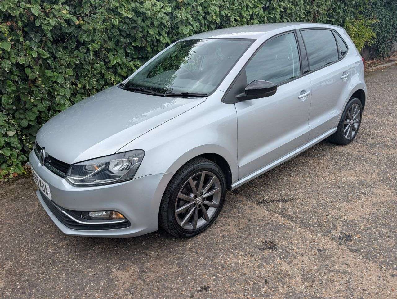 2015 VOLKSWAGEN POLO 2015 VOLKSWAGEN POLO