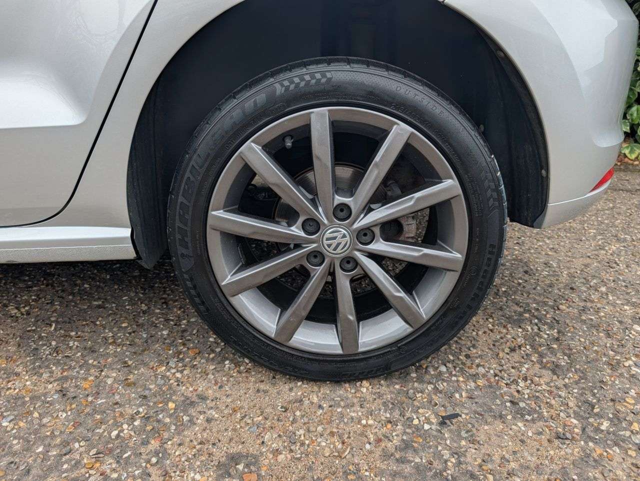 2015 VOLKSWAGEN POLO 2015 VOLKSWAGEN POLO