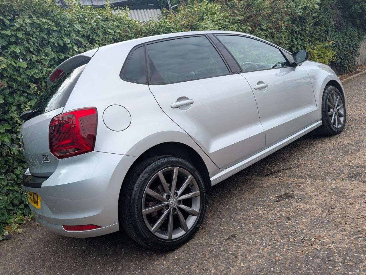 2015 VOLKSWAGEN POLO 2015 VOLKSWAGEN POLO