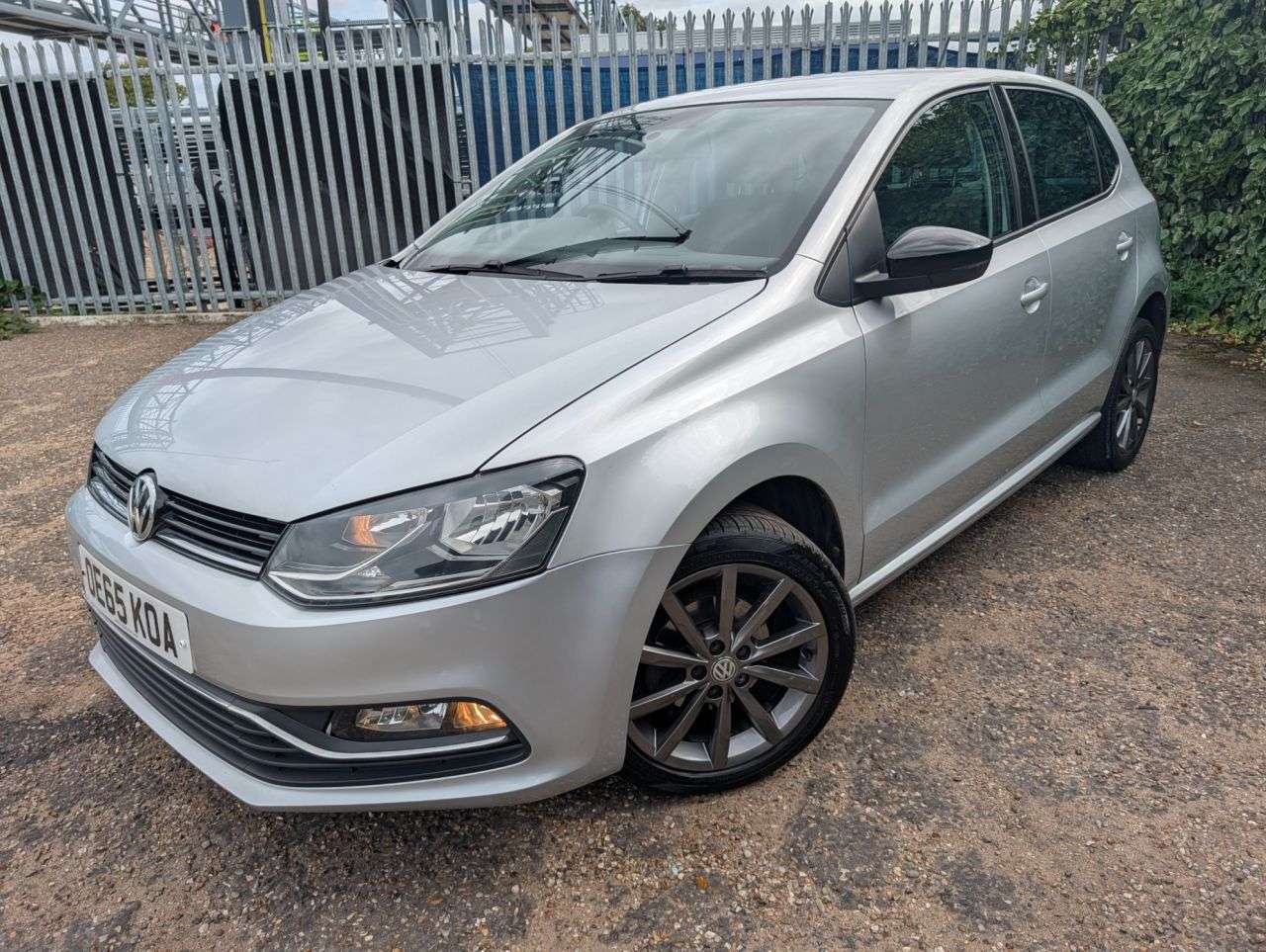 2015 VOLKSWAGEN POLO 2015 VOLKSWAGEN POLO